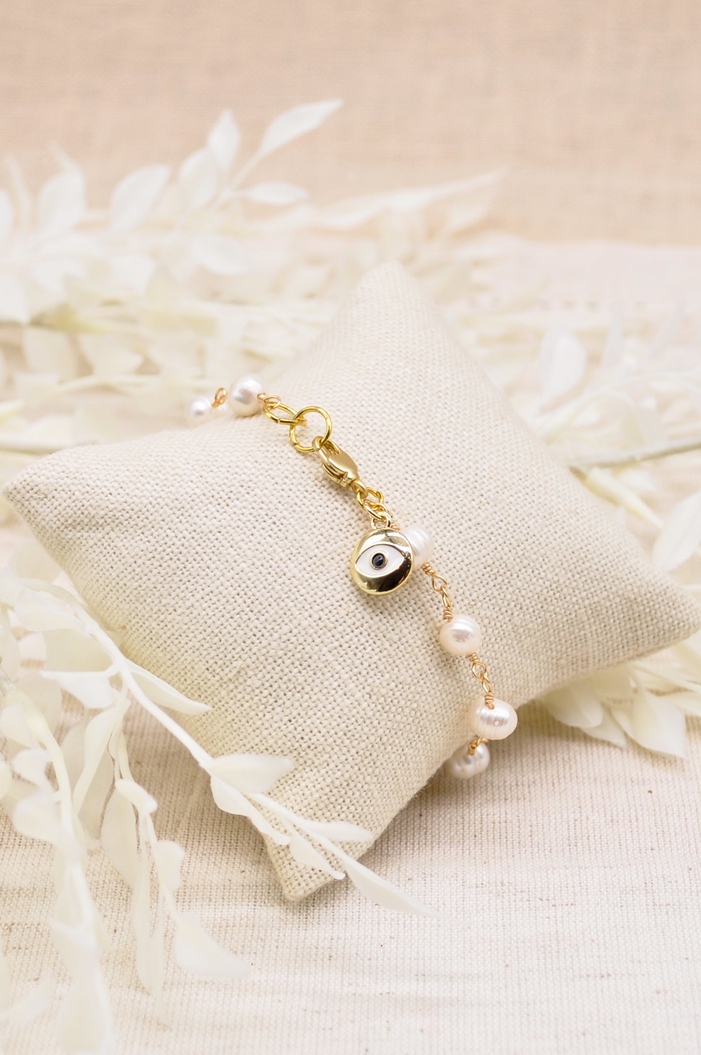 Evil Eye Pearl Bracelet